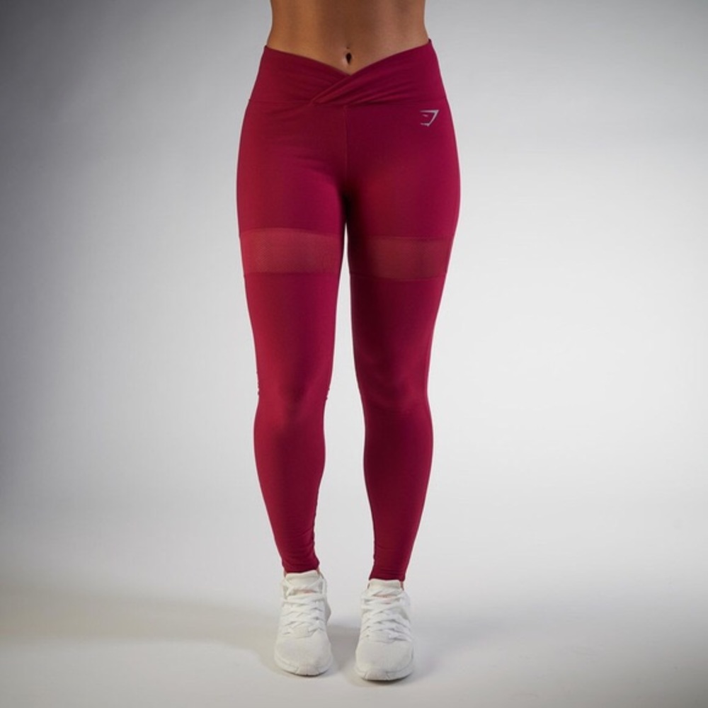 Gymshark x Nikki B S1 Dynamic Legging in Beetroot